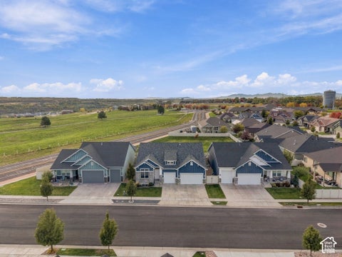 Tiny photo for 5679 S 650 E, Washington Terrace, UT 84405 (MLS # 2189616)