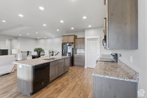 Tiny photo for 5679 S 650 E, Washington Terrace, UT 84405 (MLS # 2189616)