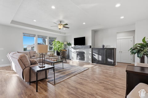 Tiny photo for 5679 S 650 E, Washington Terrace, UT 84405 (MLS # 2189616)