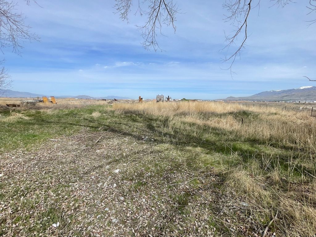 Photo of 777 W 2200 N, Logan, UT 84341 (MLS # 2146481)