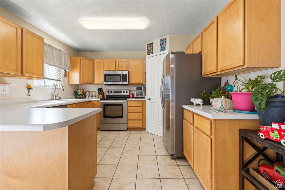 OQUIRRH MEADOWS SUB - Residential