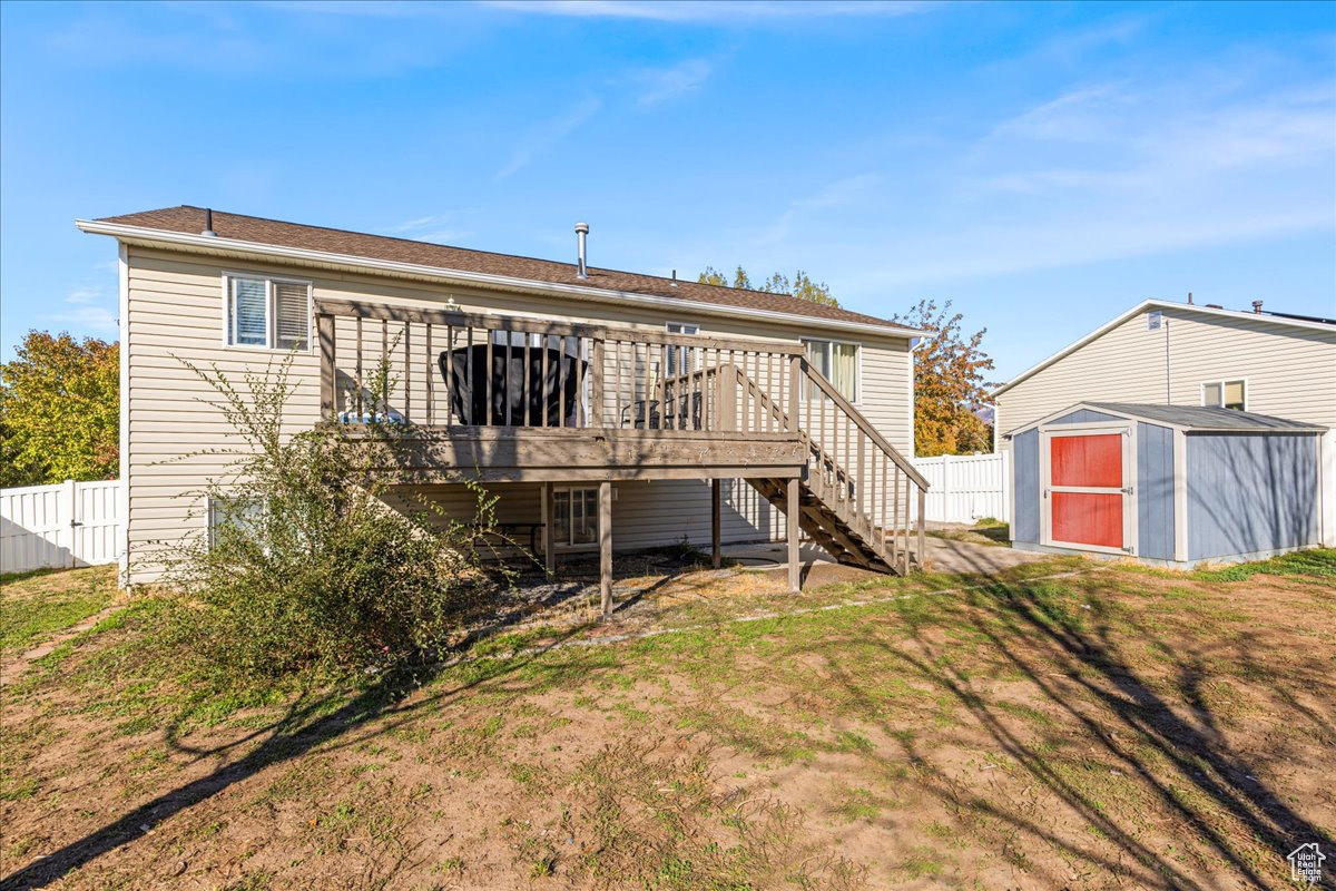 OQUIRRH MEADOWS SUB - Residential