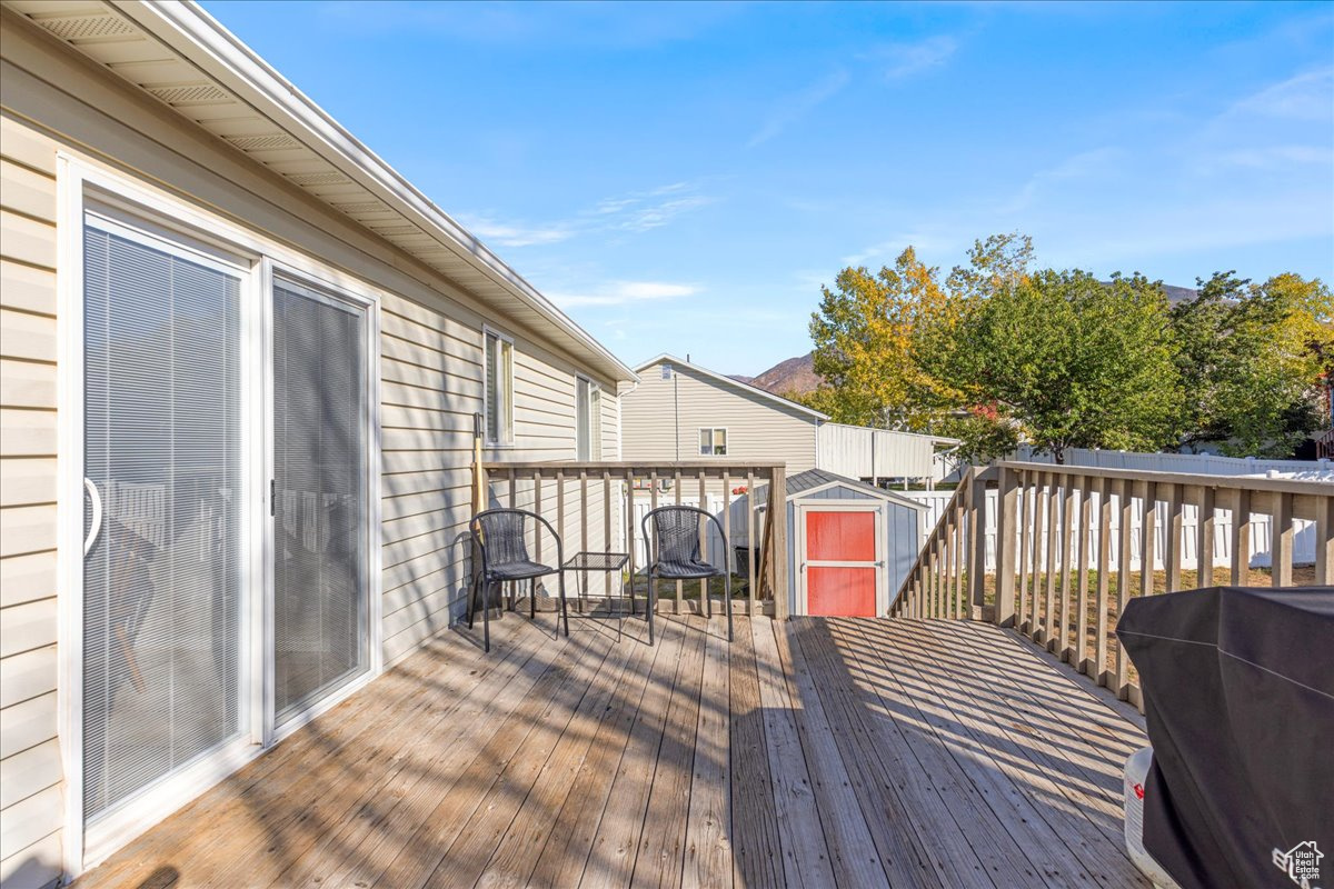 OQUIRRH MEADOWS SUB - Residential