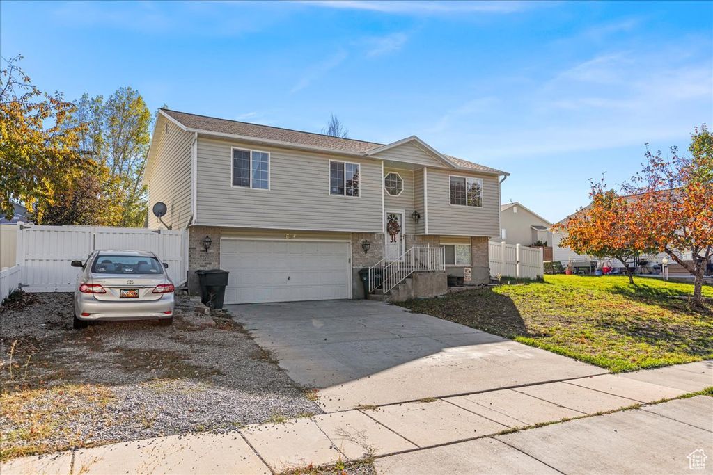 Photo of 656 E 220 N, Tooele, UT 84074 (MLS # 2119571)