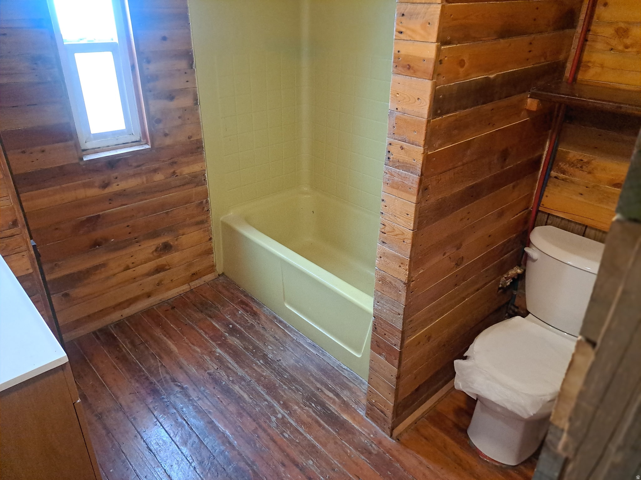 THE CREEK RENTALS - Residential