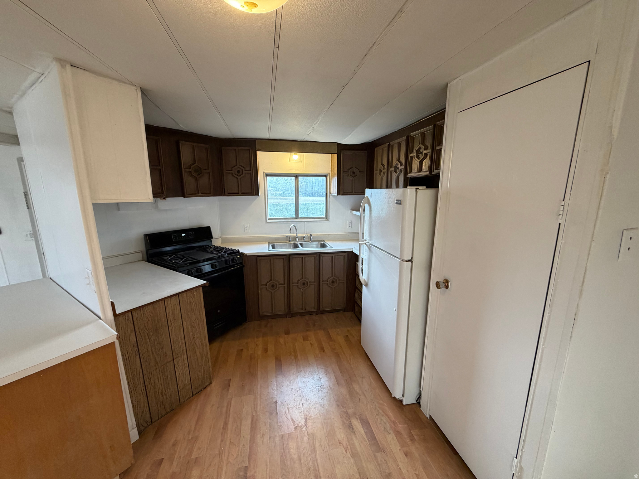 THE CREEK RENTALS - Residential