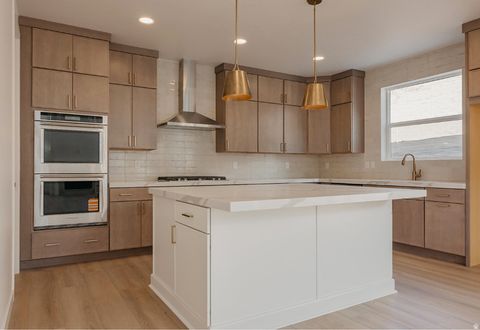 Tiny photo for 1632 W CANYON RIM RD E, Lehi, UT 84048 (MLS # 2124589)