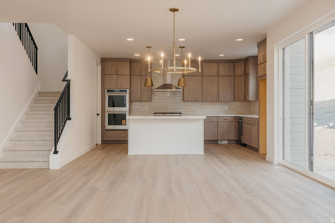 CANYON POINT - Residential