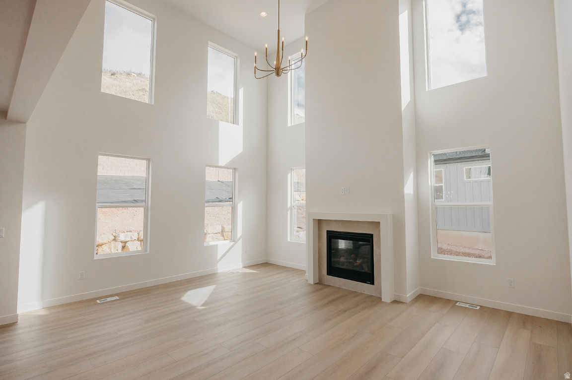 CANYON POINT - Residential