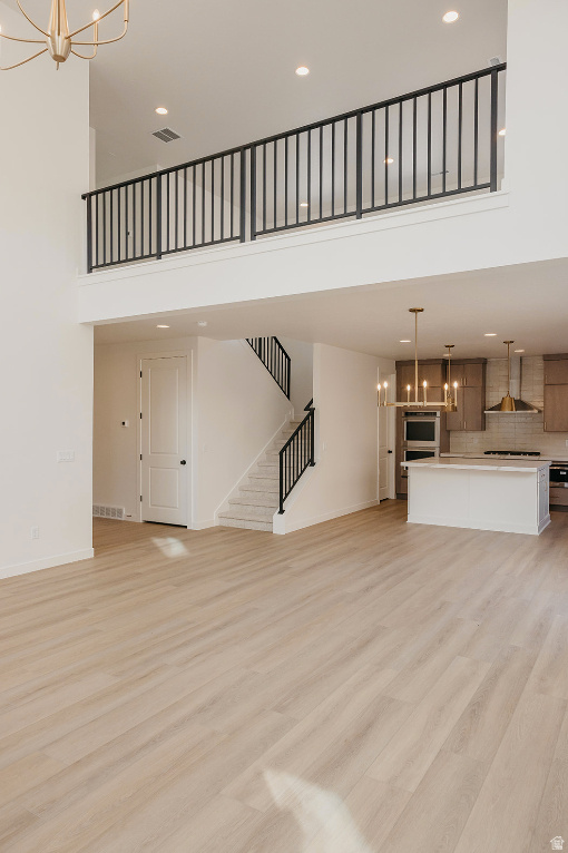 CANYON POINT - Residential