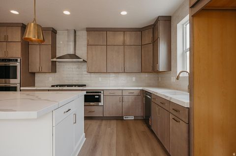 Tiny photo for 1632 W CANYON RIM RD E, Lehi, UT 84048 (MLS # 2124589)