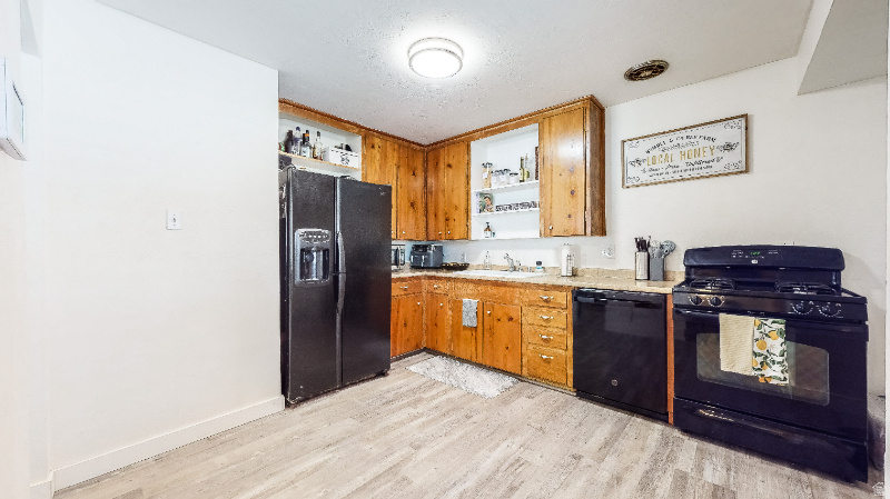 HOFFMAN HEIGHTS - Residential