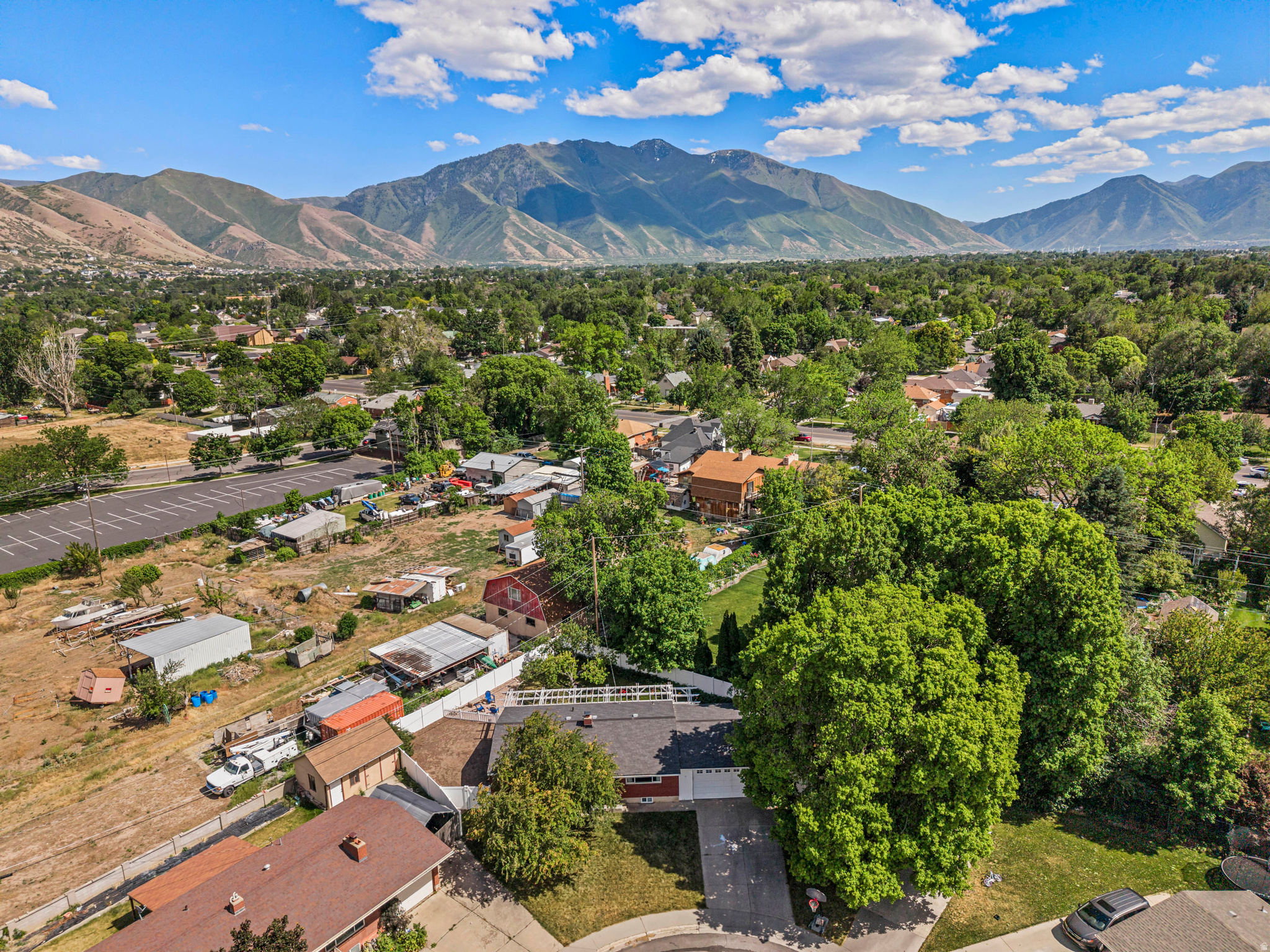 MOUNTAIN VISTA - Residential
