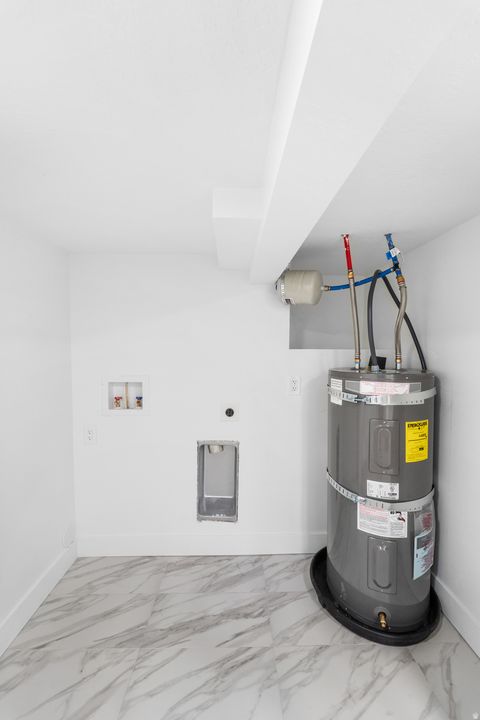 Tiny photo for 557 N 1200 W, Salt Lake City, UT 84116 (MLS # 2127060)