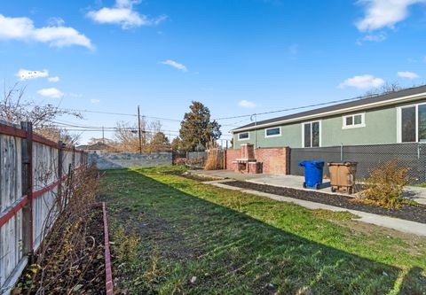 Tiny photo for 557 N 1200 W, Salt Lake City, UT 84116 (MLS # 2127060)