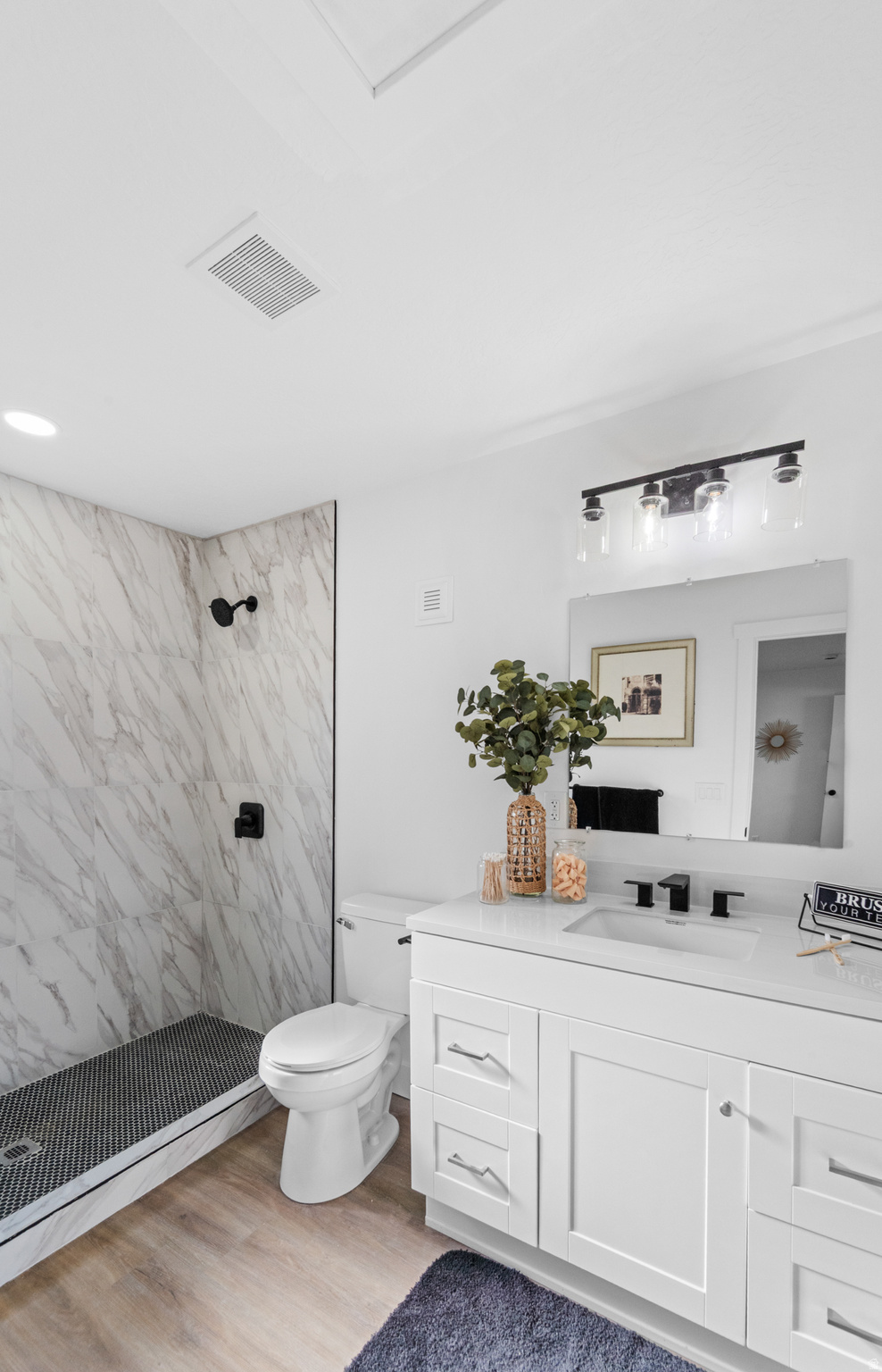 OAKLEY - Residential