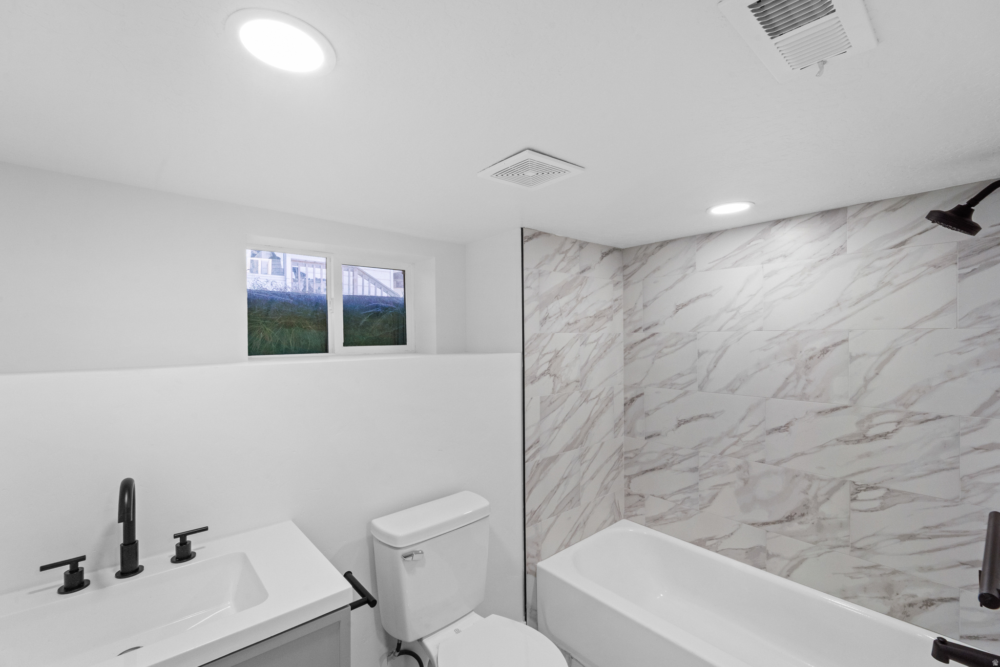 OAKLEY - Residential