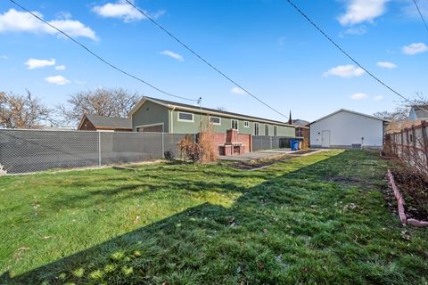 Tiny photo for 557 N 1200 W, Salt Lake City, UT 84116 (MLS # 2127060)