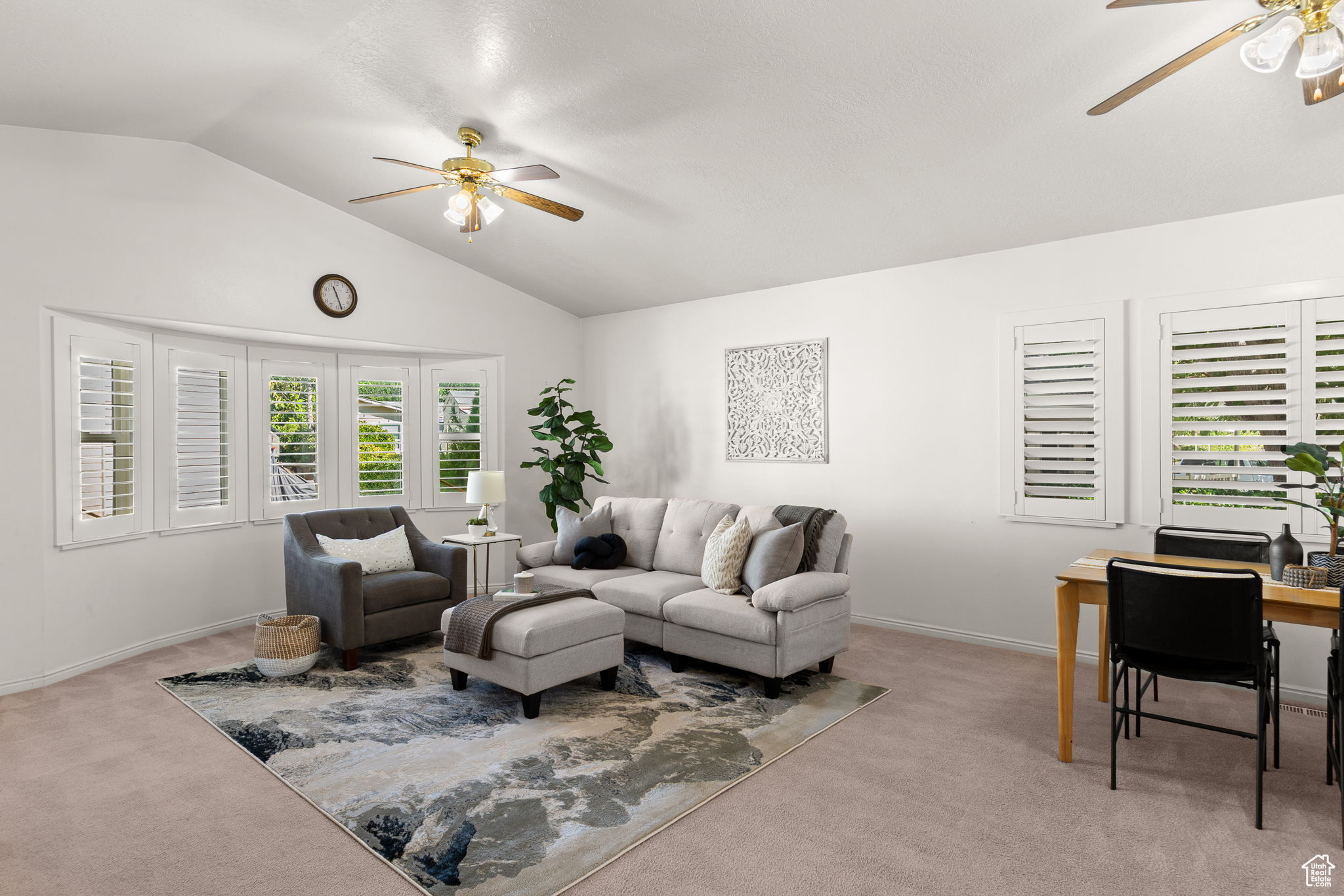 KINGS ROW EST 1 - Residential