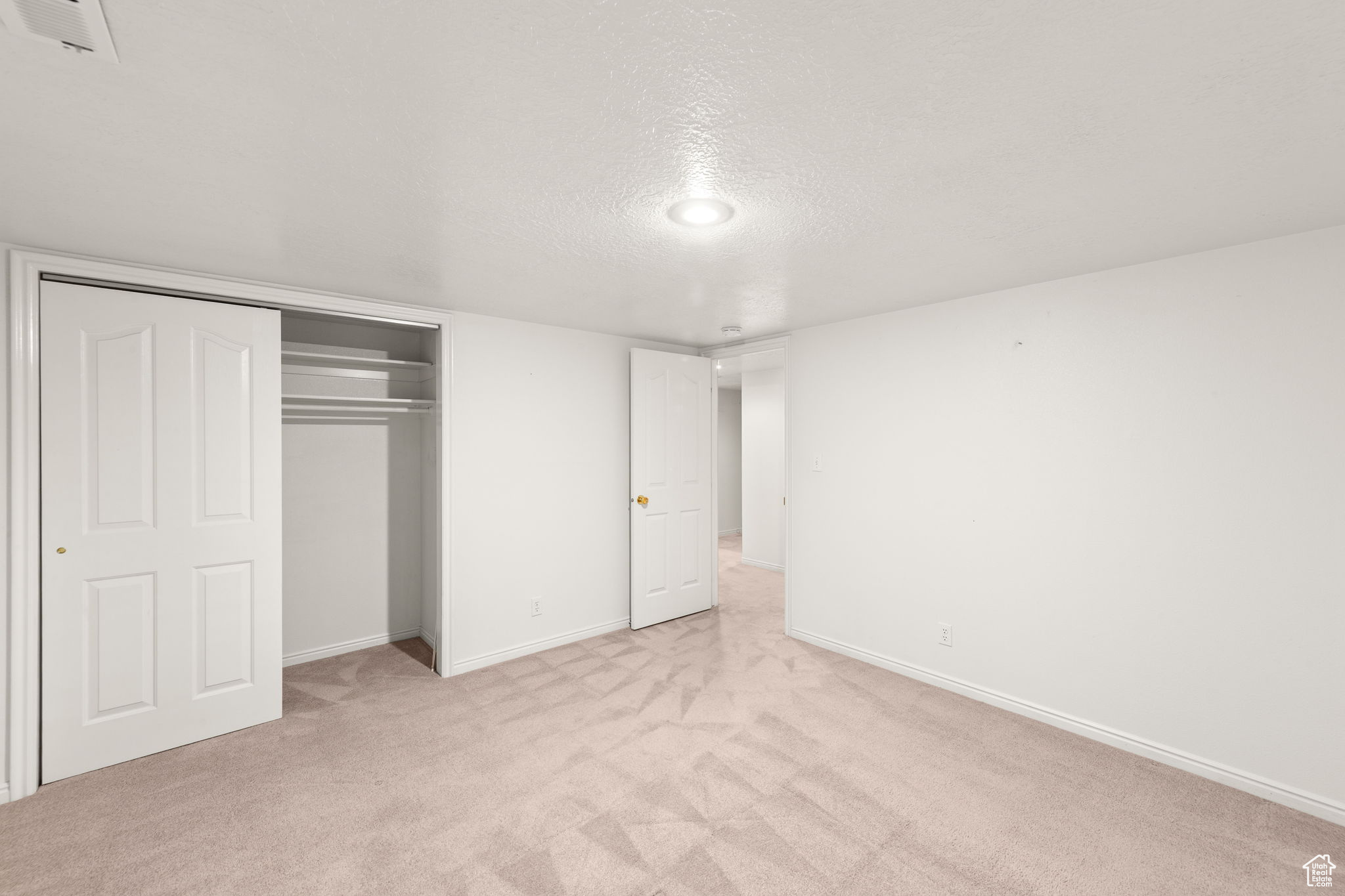 KINGS ROW EST 1 - Residential