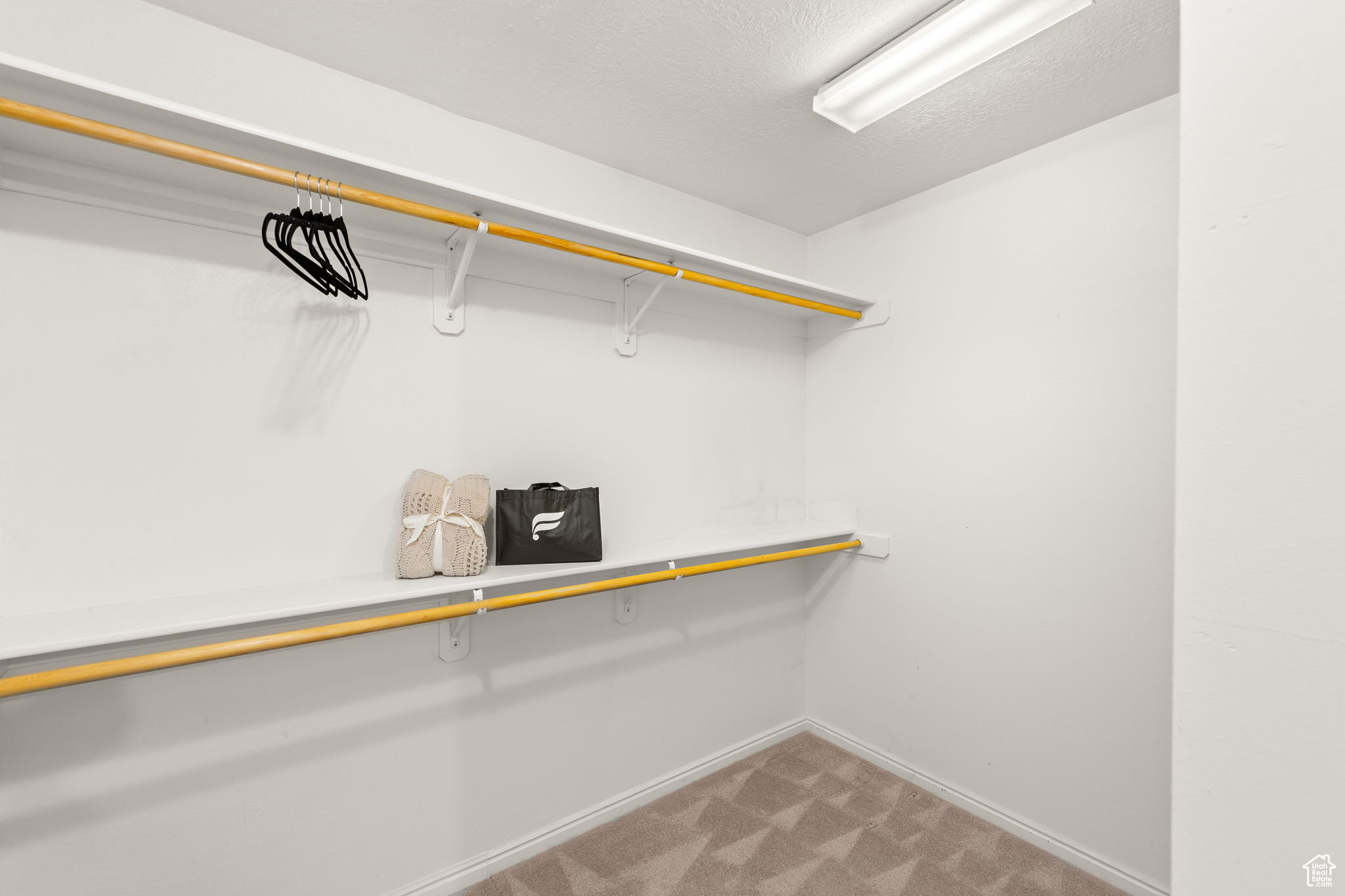 KINGS ROW EST 1 - Residential
