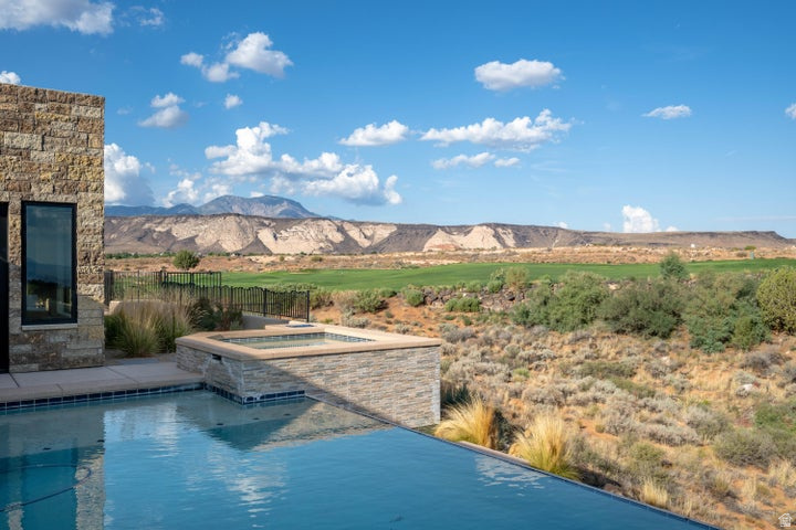 ESTATES AT VALDERRA PH 2 - Residential