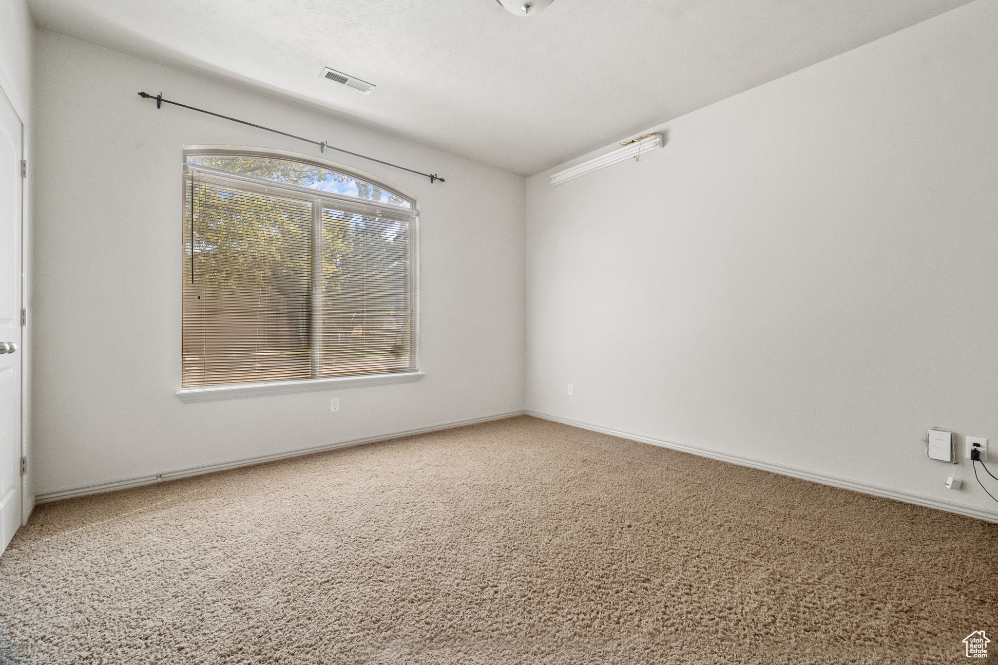 RIVER OAKS - Residential Lease