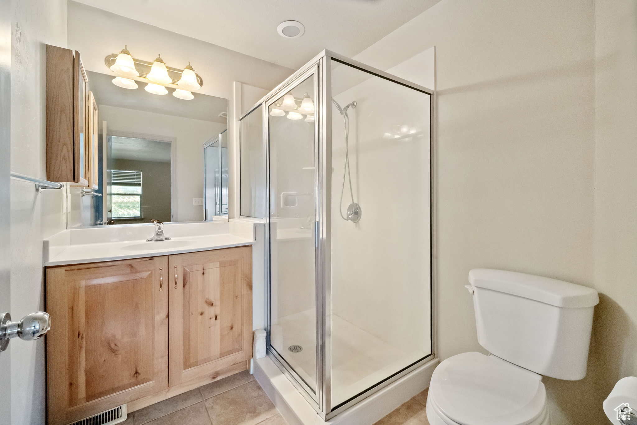 RIVER OAKS - Residential Lease