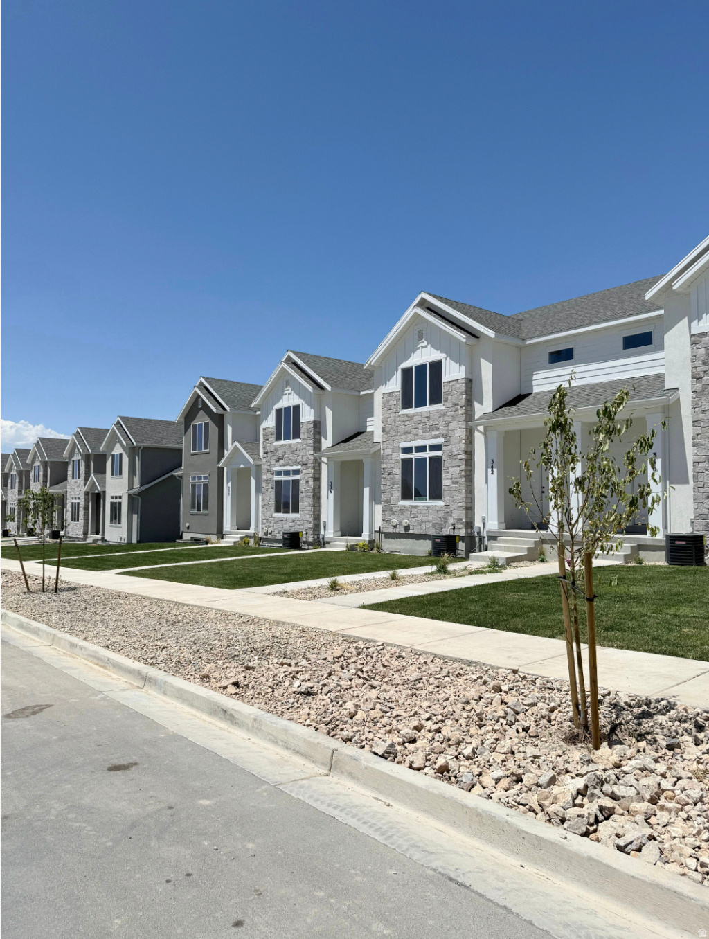 MOONLIGHT VILLAGE - Residential