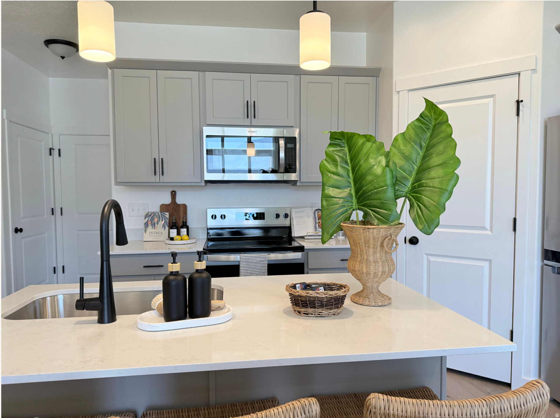 MOONLIGHT VILLAGE - Residential