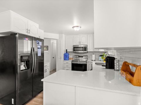 Tiny photo for 21 QUEBEC CIR, Tooele, UT 84074 (MLS # 2153560)