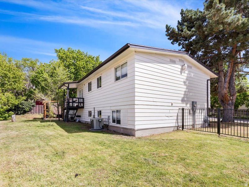 EAST HIGHLANDS SUB - Residential