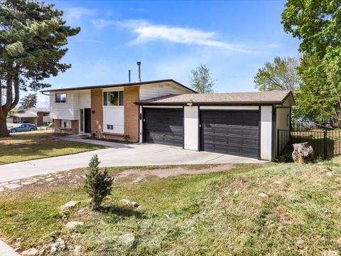 Tiny photo for 21 QUEBEC CIR, Tooele, UT 84074 (MLS # 2153560)