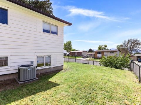 Tiny photo for 21 QUEBEC CIR, Tooele, UT 84074 (MLS # 2153560)