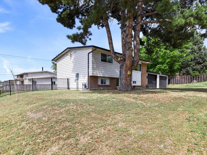 EAST HIGHLANDS SUB - Residential