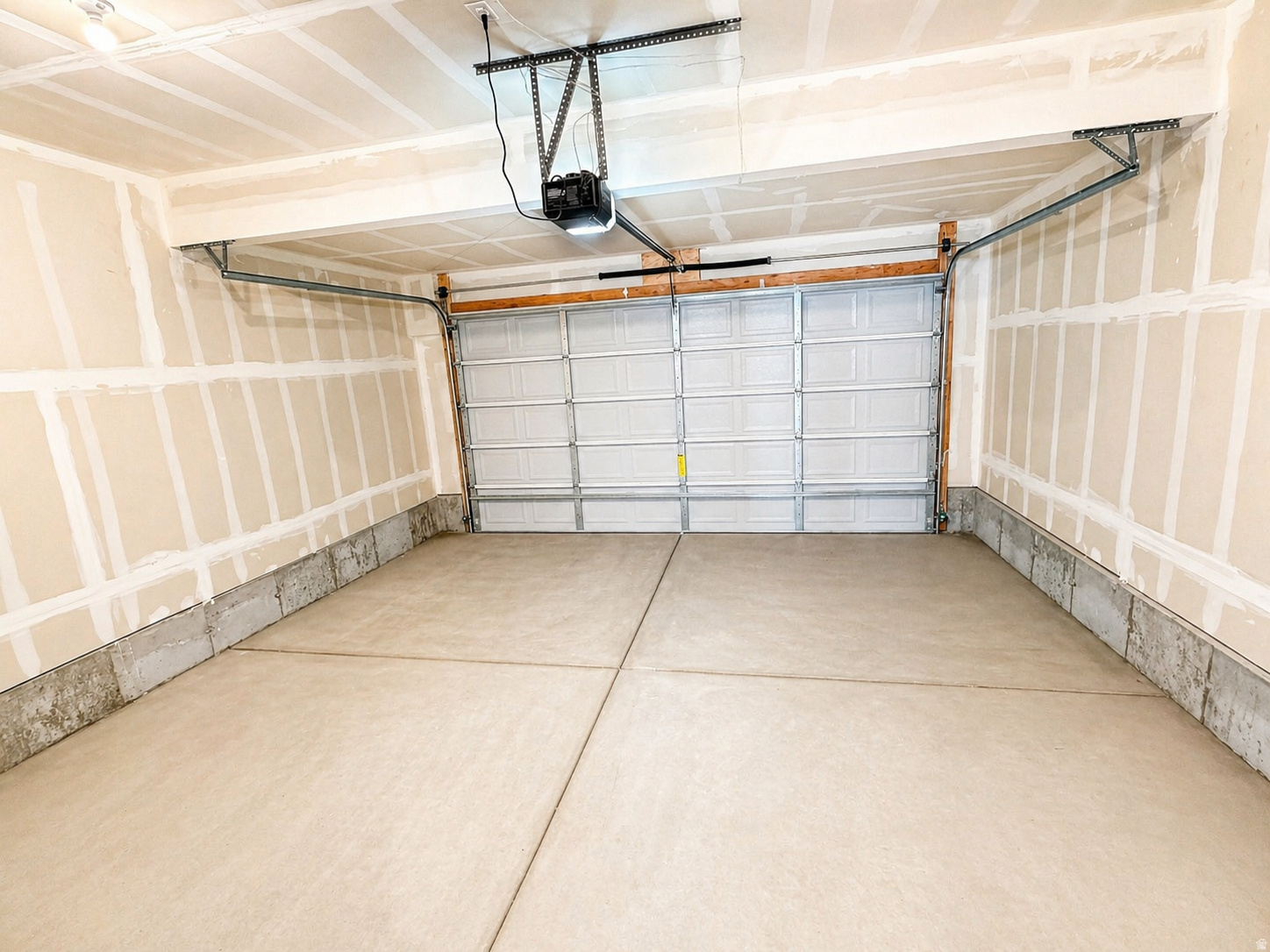 DAYBREAK - Residential