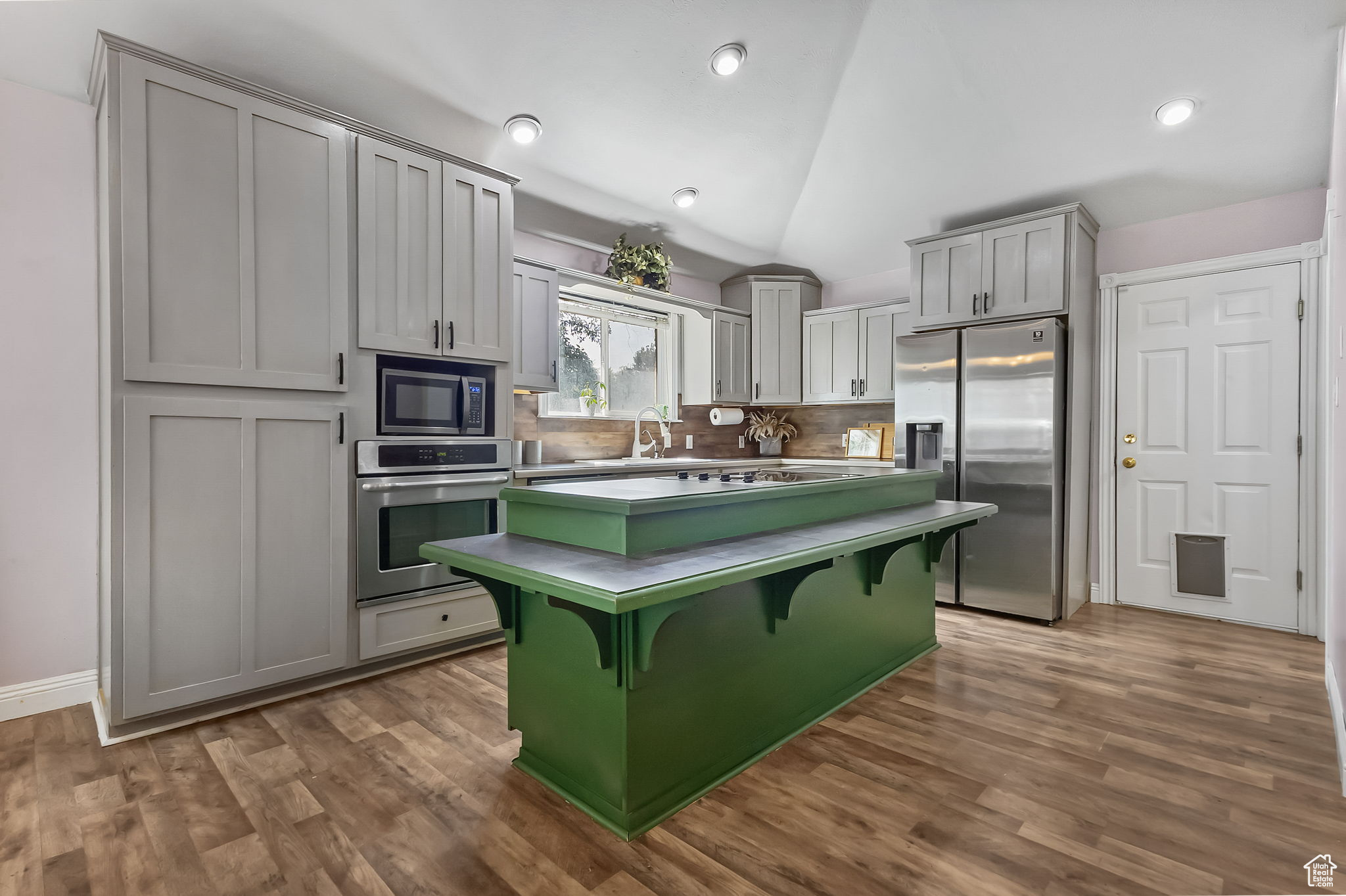 AVALON HILLS - Residential