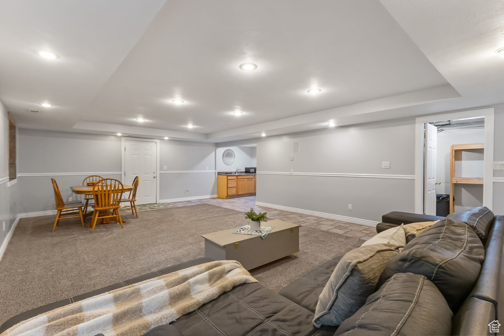 AVALON HILLS - Residential