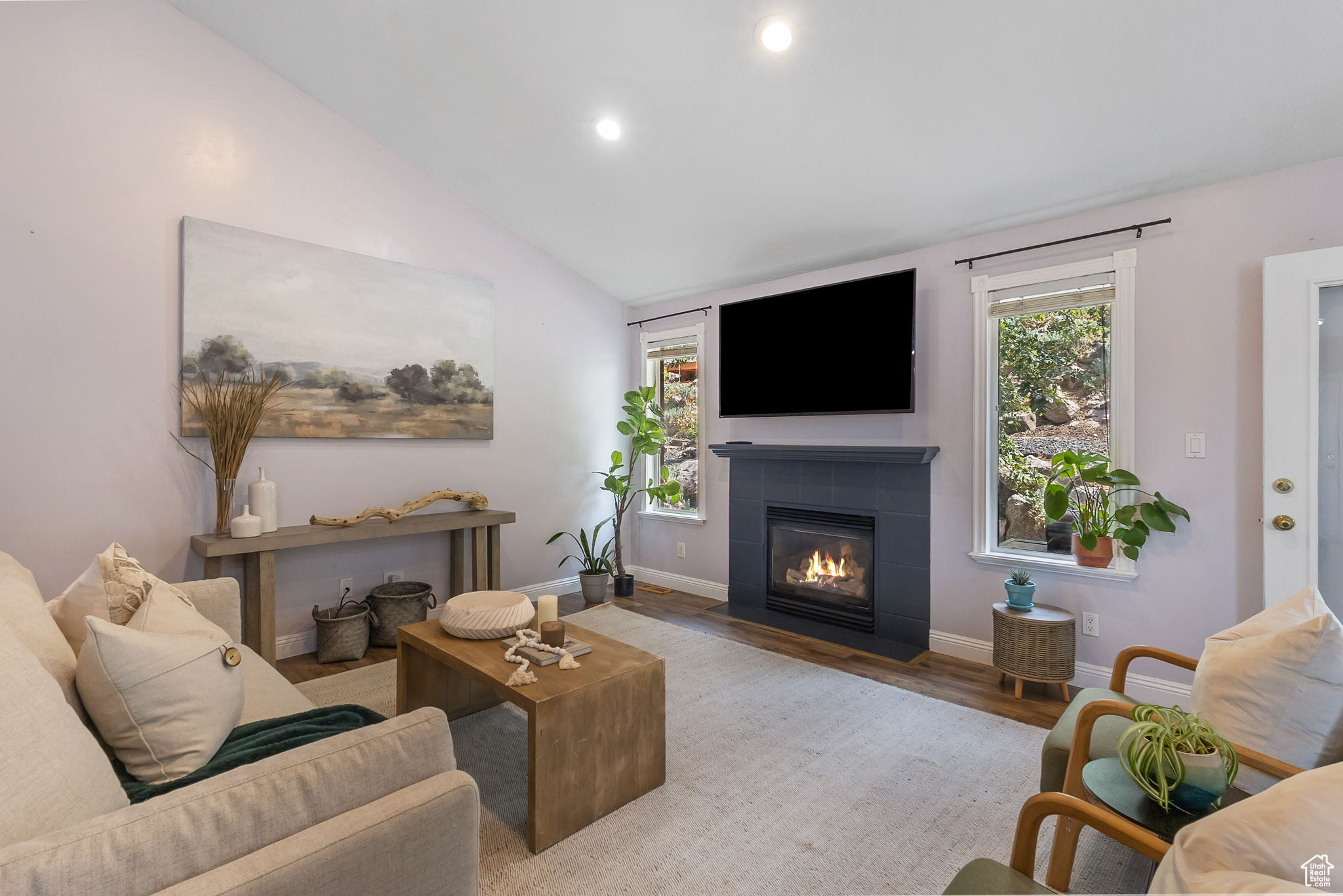 AVALON HILLS - Residential
