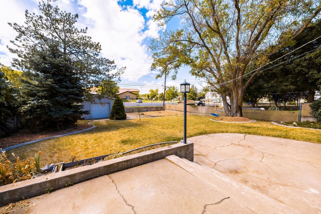 Photo of 348 E 300 N, Centerville, UT 84014 (MLS # 2170783)