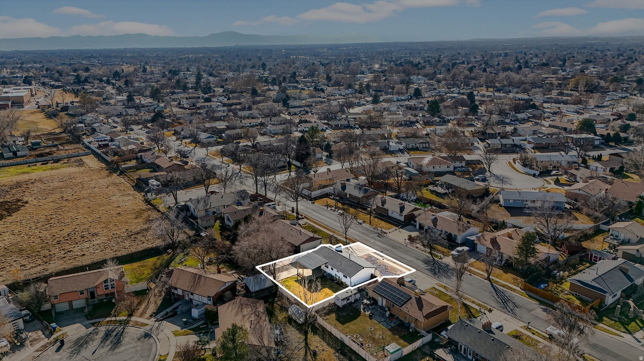 CAMELOT - Residential