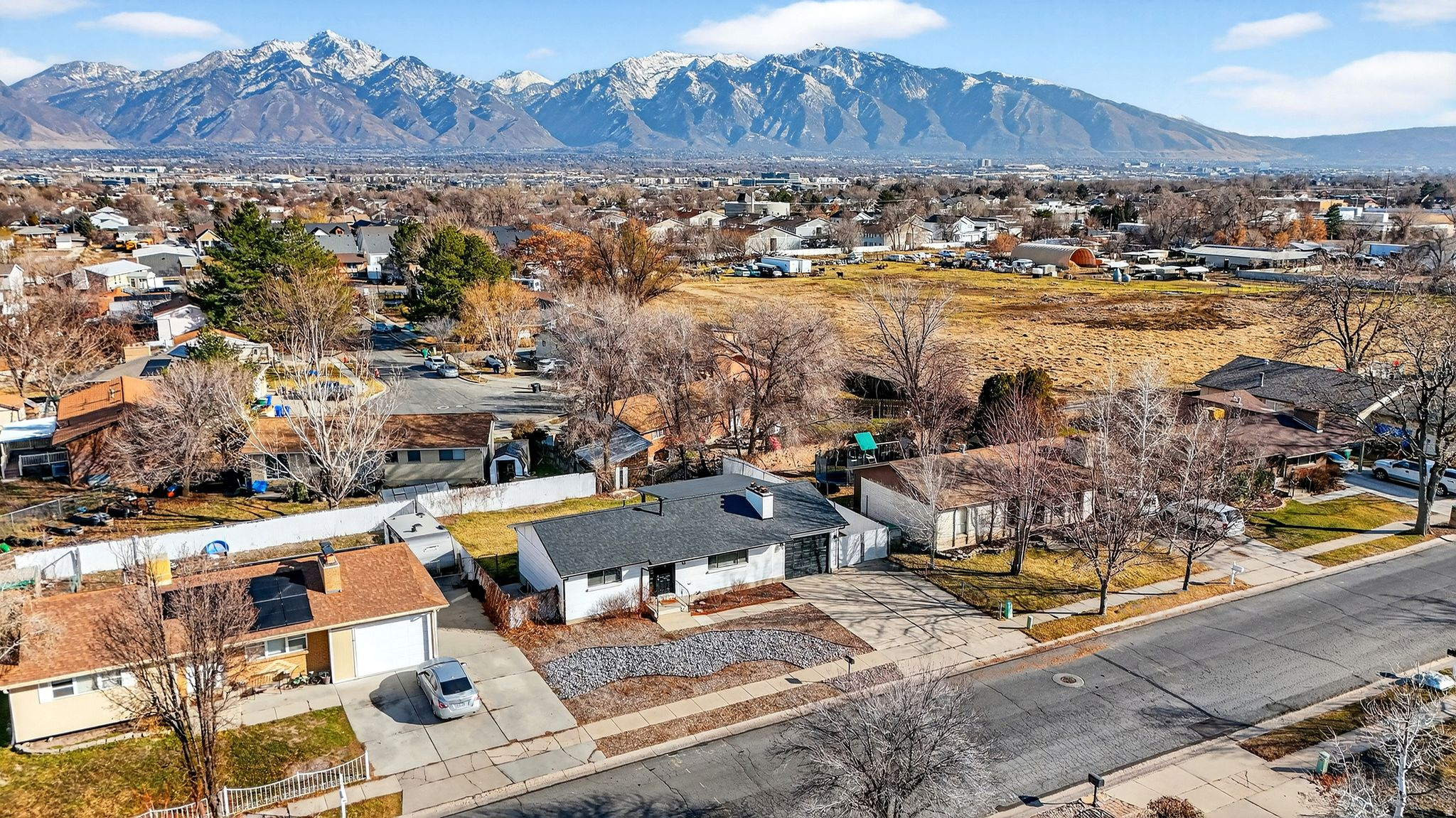 CAMELOT - Residential