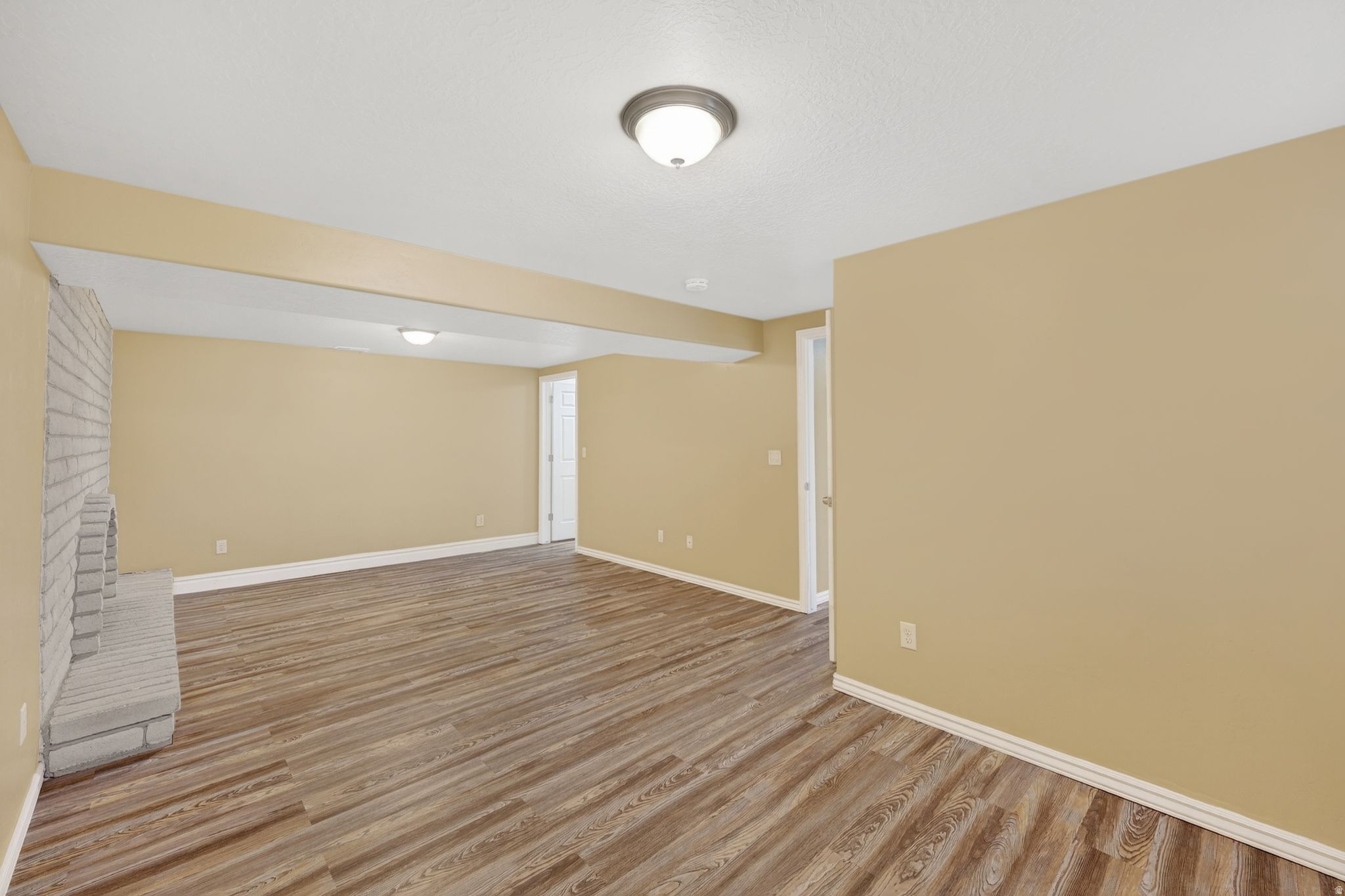 CAMELOT - Residential