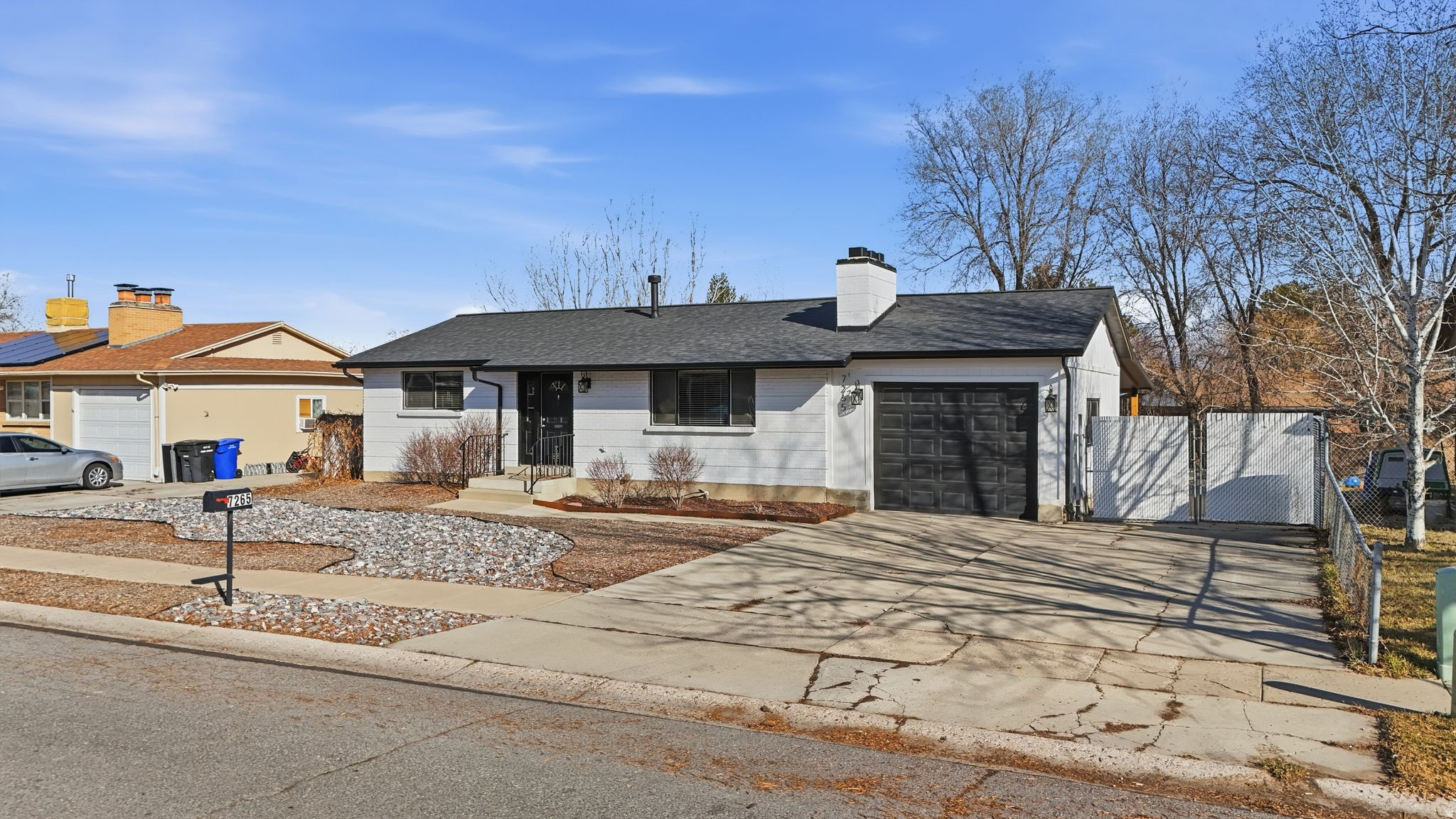 CAMELOT - Residential