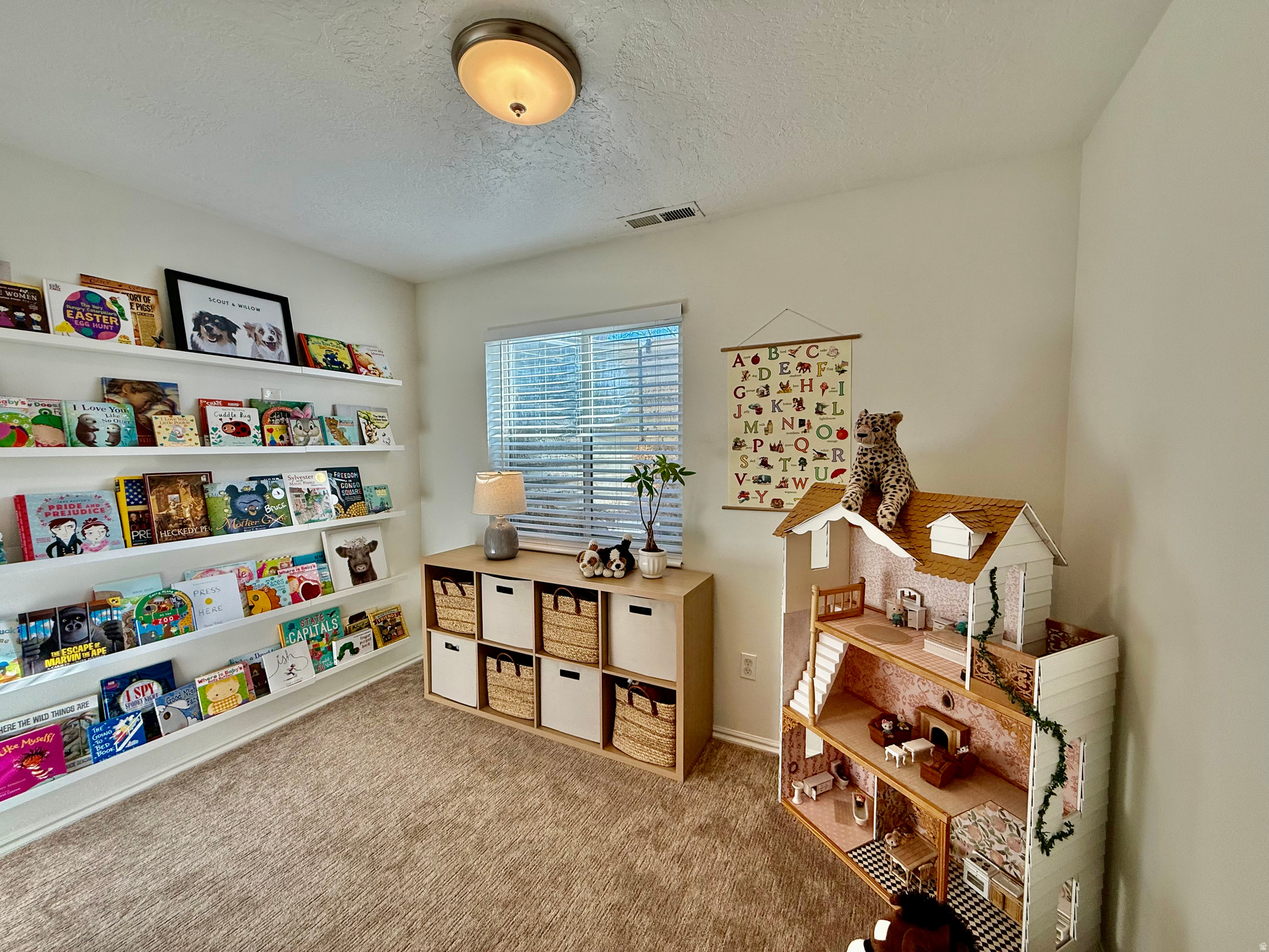 PILGRAMS LANDING - Residential