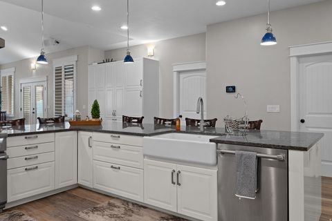 Tiny photo for 478 S 950 E, Orem, UT 84097 (MLS # 2123574)