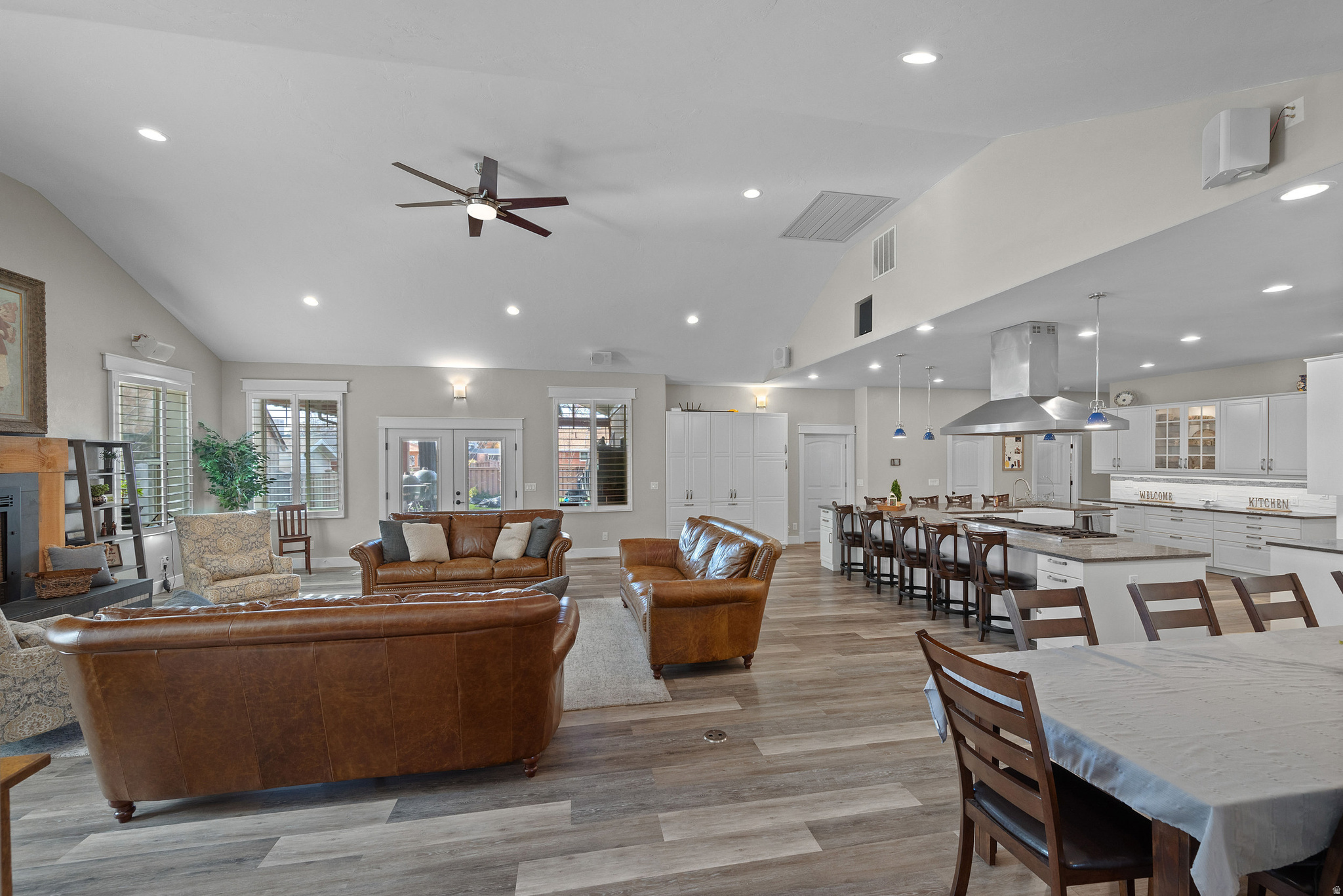 WEST ESTATES - Residential