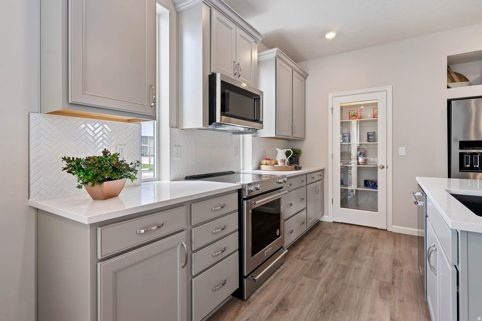 DAYBREAK SPRINGHOUSE - Residential