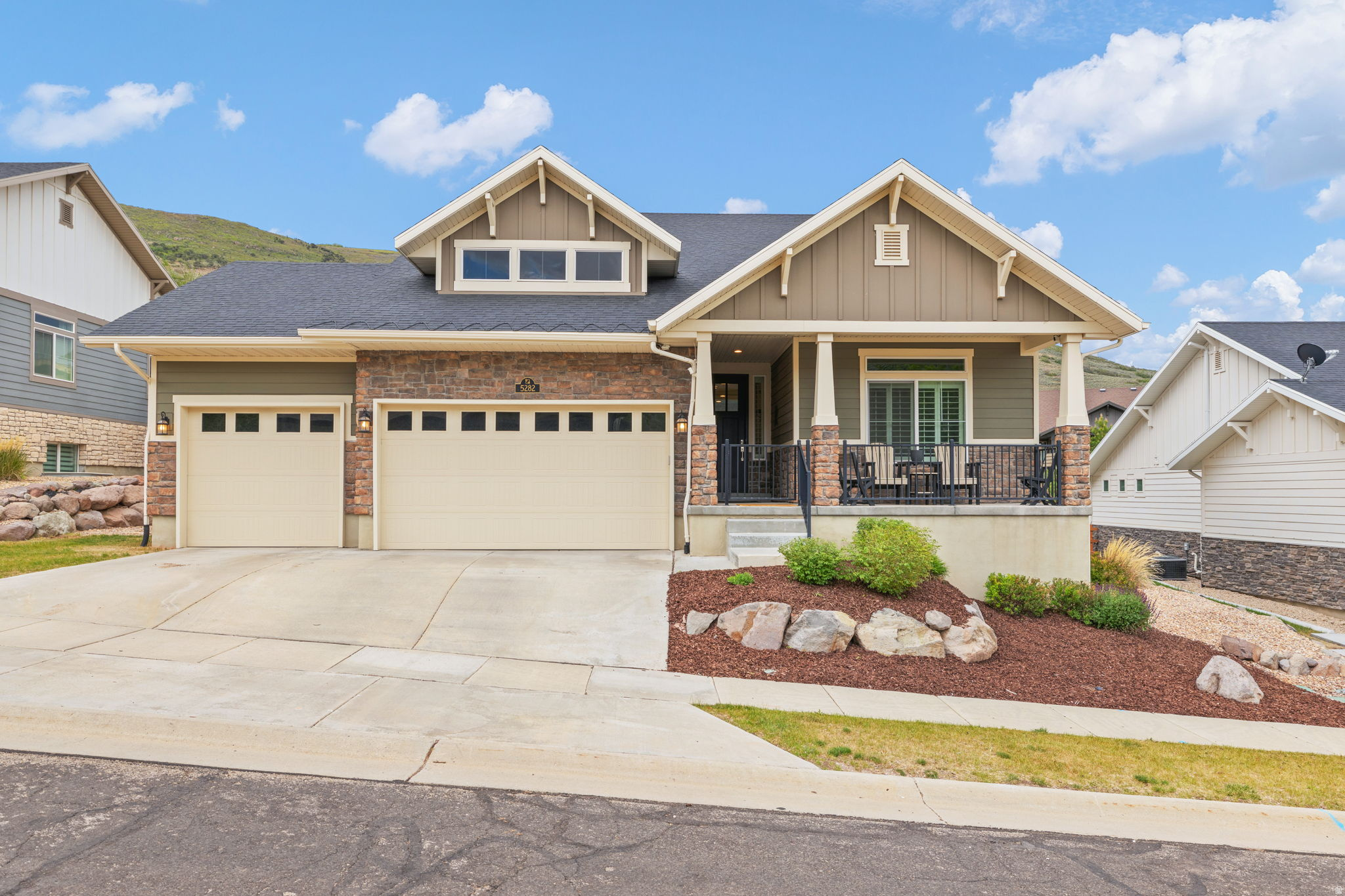 RIVER VIEW - Residential