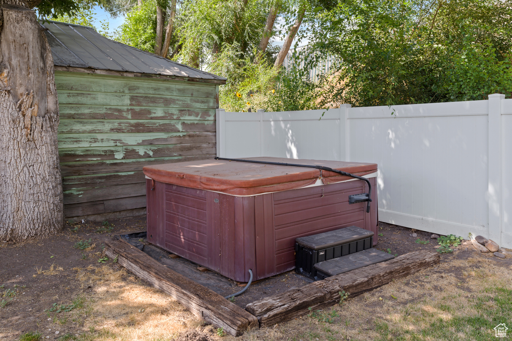 BROOKSIDE - Residential